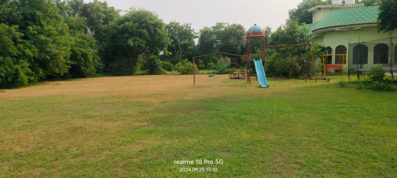 4 BHK Farm House 4 Acre for Rent in DLF Phase 1, Faridabad