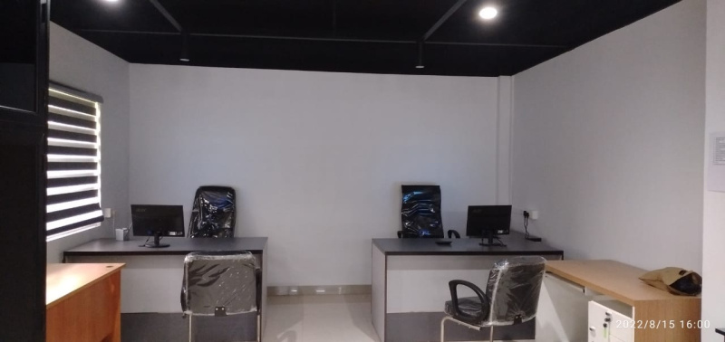  Office Space 1200 Sq.ft. for Rent in Poothole, Thrissur