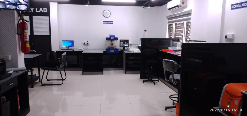  Office Space 1200 Sq.ft. for Rent in Poothole, Thrissur