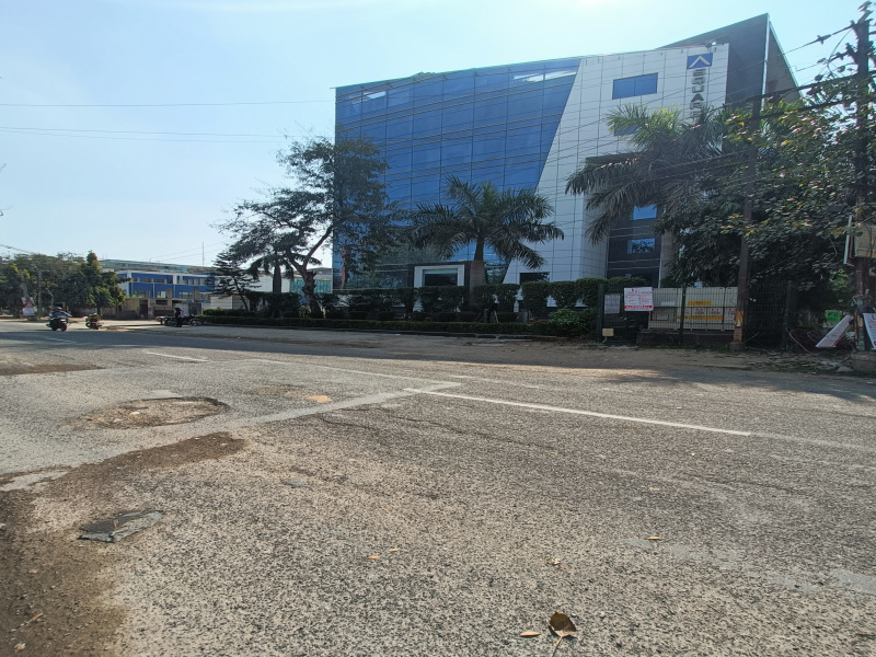  1000 Sq. Meter Commercial Land for Sale in Udyog Vihar, Gurgaon