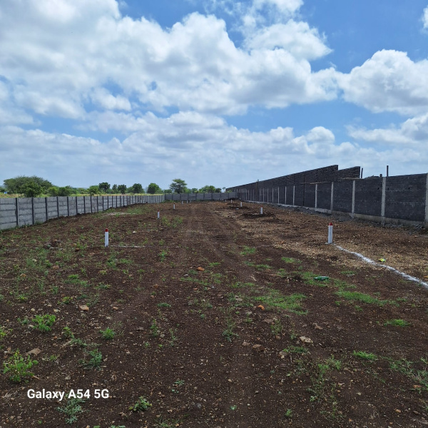  20000 Sq.ft. Agricultural/Farm Land for Sale in Parner, Ahmednagar