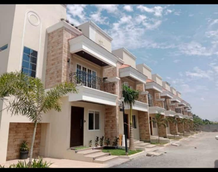 2 BHK House 1522 Sq.ft. for Sale in Gonde MIDC, Nashik