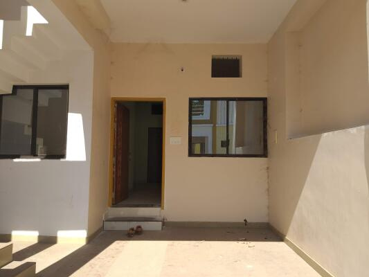 2 BHK House 1500 Sq.ft. for Sale in Rewadih Road, Rajnandgaon
