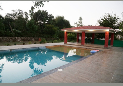  Hotels 16000 Sq.ft. for Rent in Ramnagar, Nainital