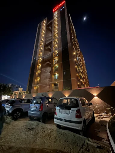 3 BHK 1045 Sq.ft. Apartment for Sale in Memnagar, Ahmedabad