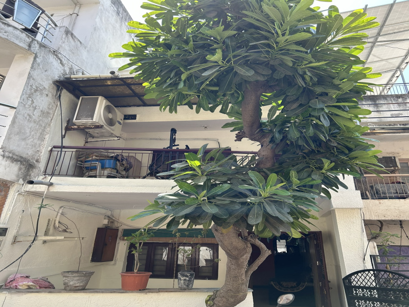  Villa 100 Sq.ft. for PG in Bodakdev, Ahmedabad