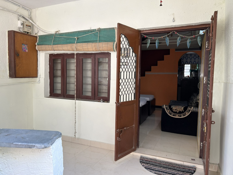  Villa 100 Sq.ft. for PG in Bodakdev, Ahmedabad