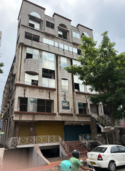  Commercial Shop 12600 Sq.ft. for Rent in Dabagardens, Visakhapatnam