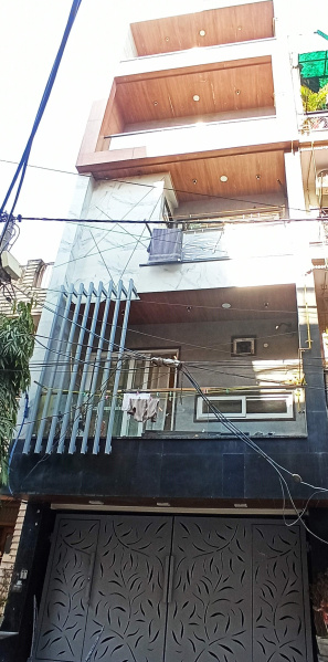 2 BHK Apartment 700 Sq.ft. for Rent in Shalimar Bagh, Delhi