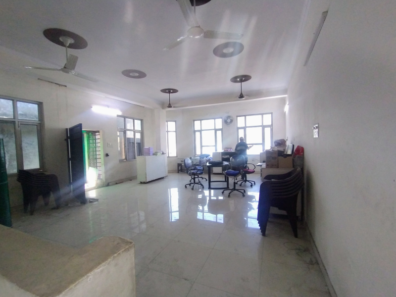  Factory 1200 Sq.ft. for Sale in Kot Khalsa, Amritsar