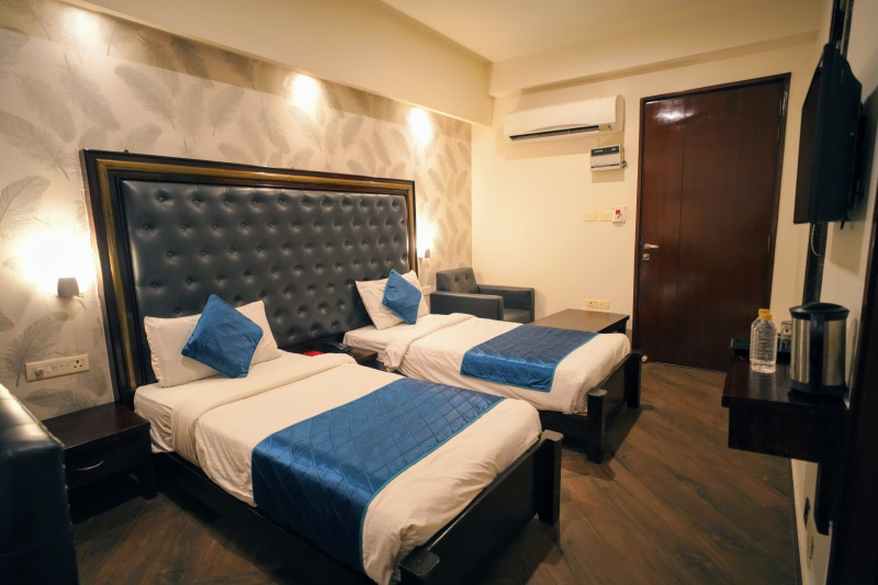  Hotels 350 Sq. Yards for Sale in Taj Nagari, Agra