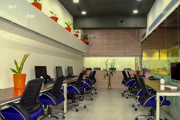  1000 Sq.ft. Office Space for Rent in Nungambakkam, Chennai
