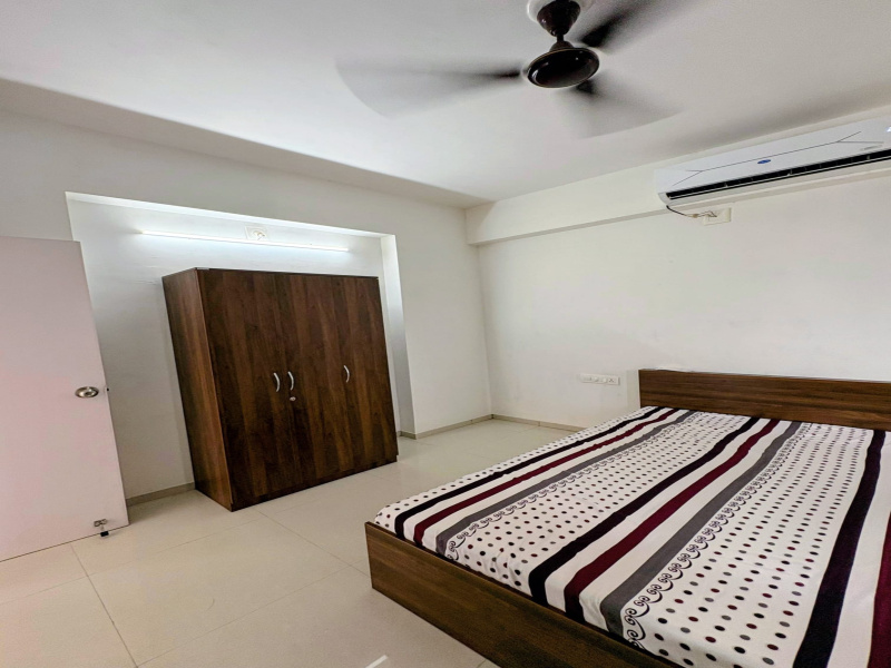 3 BHK 1076 Sq.ft. Apartment for Rent in South Bopal, Ahmedabad