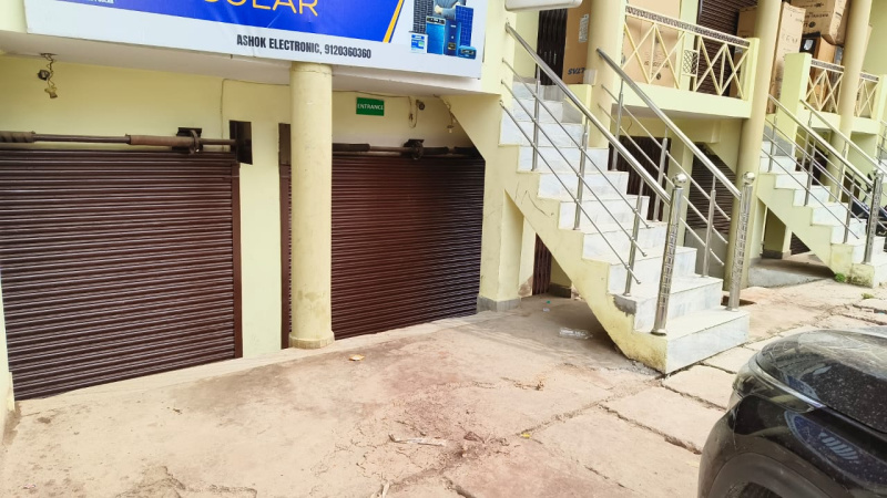  1500 Sq.ft. Commercial Shop for Rent in Bela, Pratapgarh
