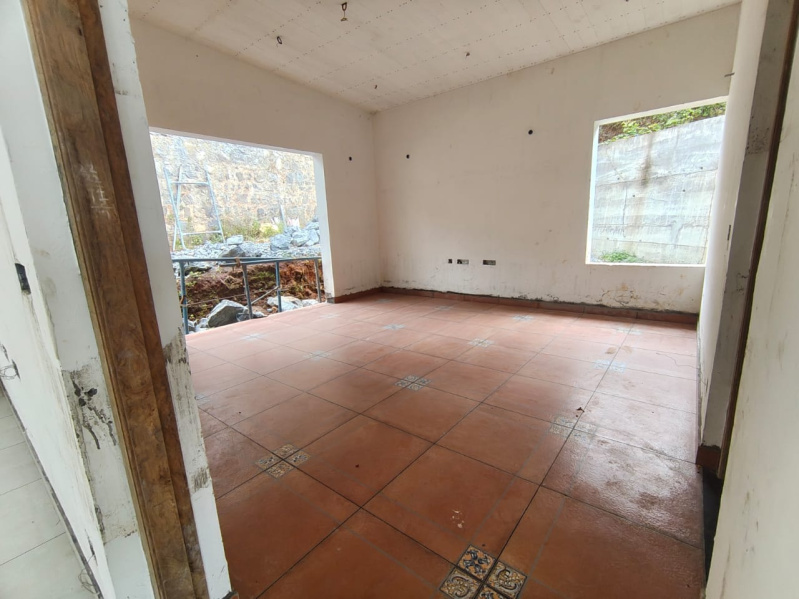 4 BHK 2000 Sq.ft. House for Sale in Coonoor, Nilgiris