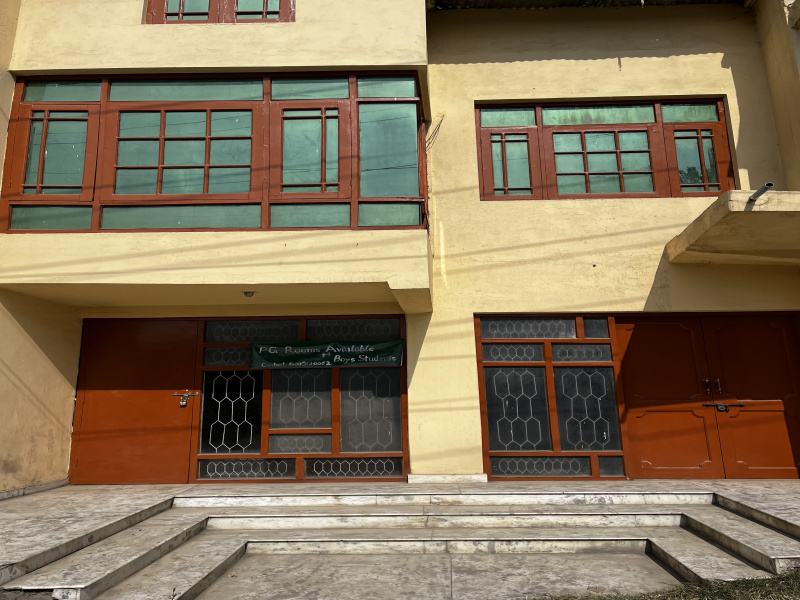 1000 Sq.ft. Office Space for Rent in Nowgam, Srinagar