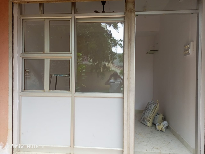 120 Sq.ft. Commercial Shop for Rent in Shirur Park, Hubli