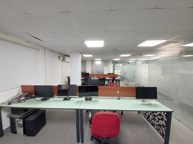 2124 Sq.ft. Office Space for Rent in Mahalingapuram, Chennai