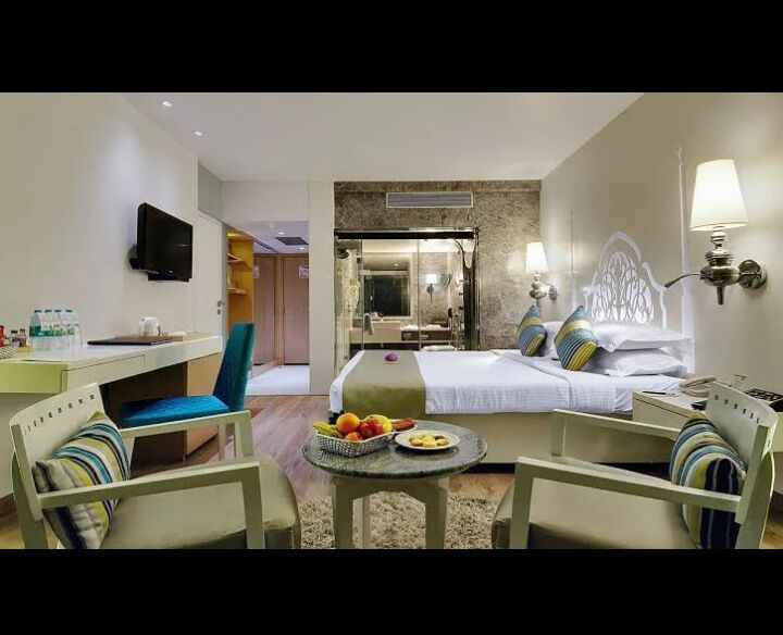 92000 Sq.ft. Hotels for Sale in Juhu, Mumbai