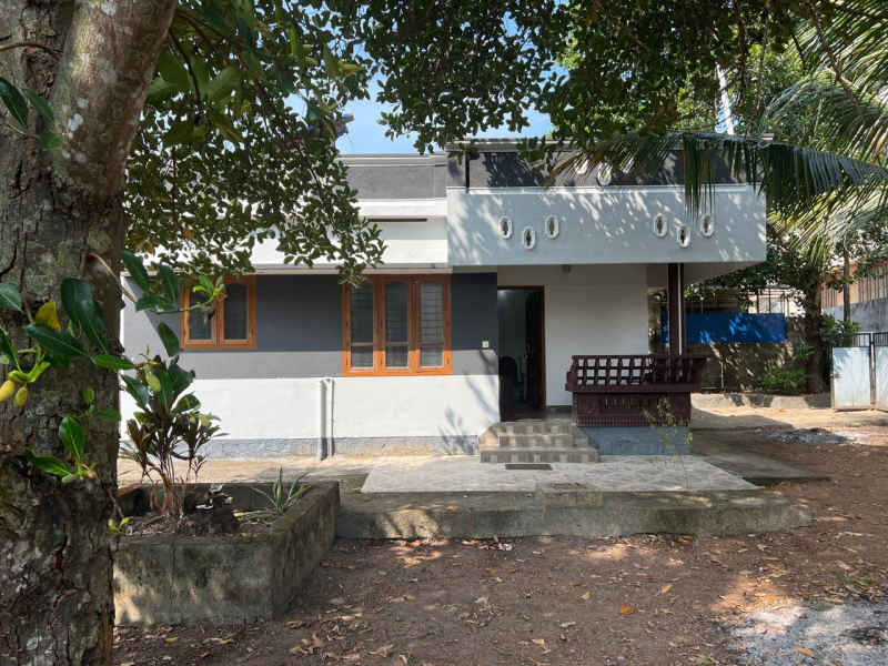 1 BHK 1000 Sq.ft. House for Rent in Vattiyoorkavu, Thiruvananthapuram