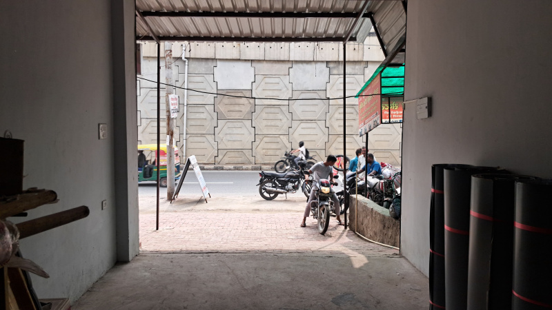 2350 Sq.ft. Warehouse for Rent in NH 24 Highway, Ghaziabad