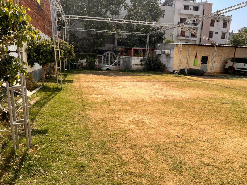 8000 Sq.ft. Commercial Land for Rent in Nirala Nagar, Mahmoorganj, Varanasi