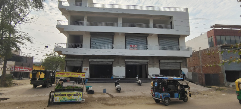  8000 Sq.ft. Showroom for Rent in Loharu Road, Charkhi Dadri