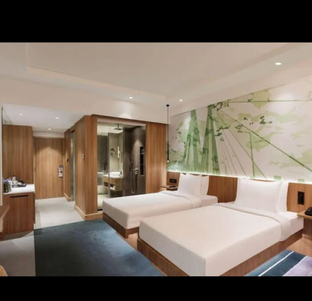  96000 Sq.ft. Hotels for Sale in Juhu, Mumbai