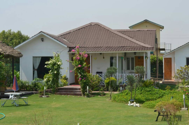 3 BHK 1008 Sq. Yards Farm House for Sale in Sector 151 Noida