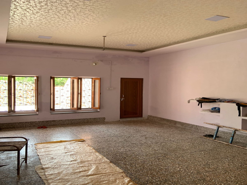 6 BHK 3000 Sq.ft. House for Rent in Miurabad, Allahabad