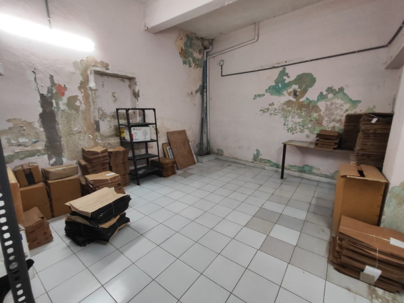  420 Sq.ft. Warehouse for Rent in Shahpur, Ahmedabad