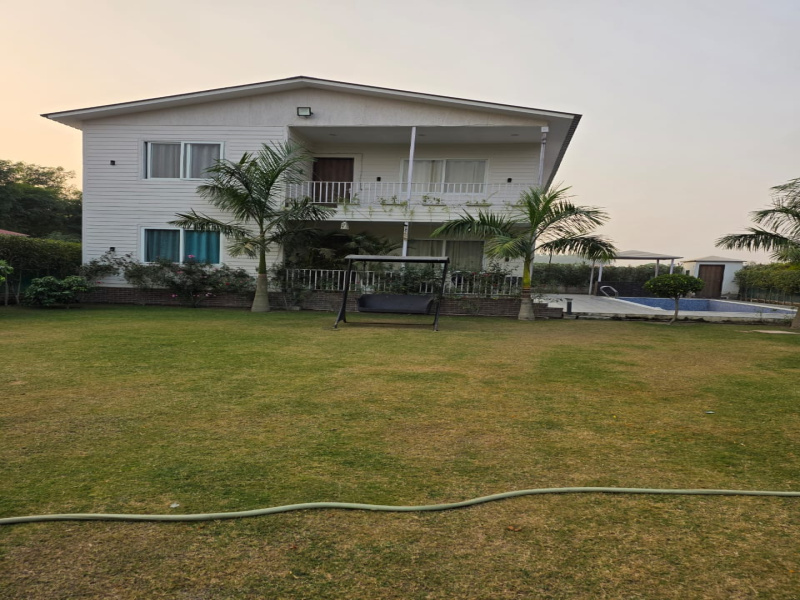 3 BHK 100 Sq. Yards Farm House for Sale in Sector 135 Noida