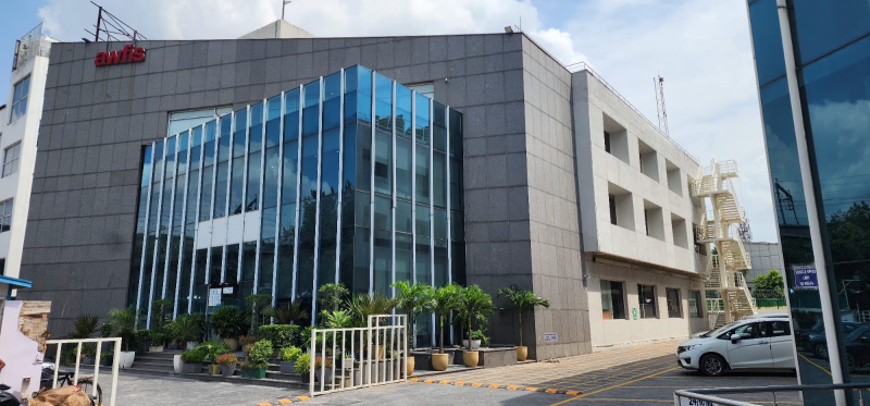 50000 Sq.ft. Office Space for Rent in Mohan Cooperative Industrial Estate, Delhi
