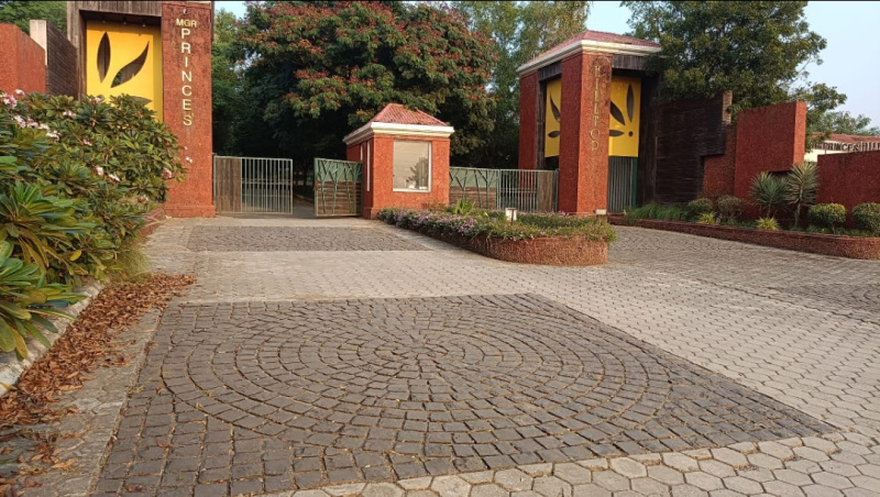  1000 Sq.ft. Residential Plot for Sale in Ujjain Road, Indore