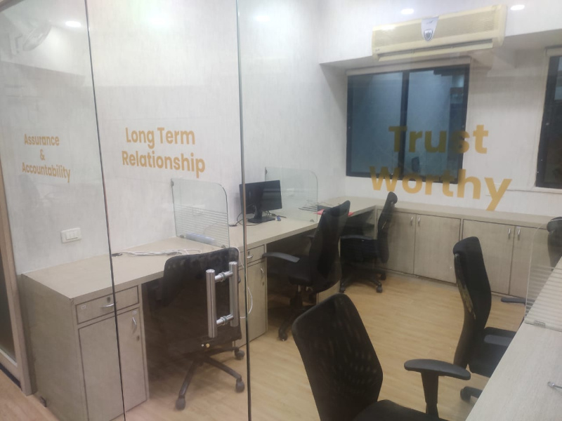  2750 Sq.ft. Office Space for Sale in Akurdi, Pune