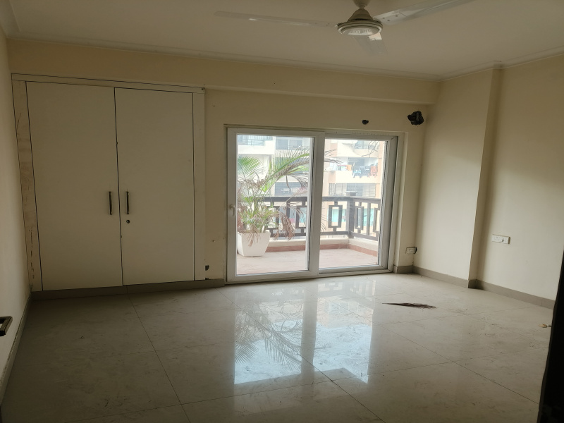 3 BHK 1378 Sq.ft. Apartment for Rent in Crossing Republik, Ghaziabad