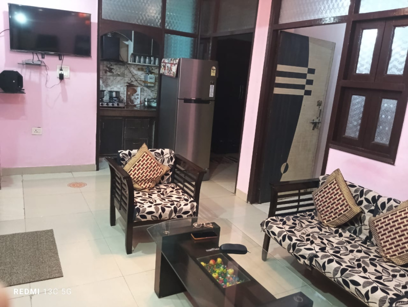 3 BHK 100 Sq.ft. Builder Floor for Sale in Slf Ved Vihar, Ghaziabad