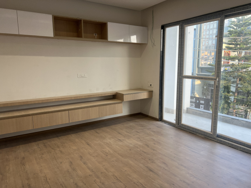 3 BHK 1800 Sq.ft. Apartment for Sale in Pilikothi, Haldwani