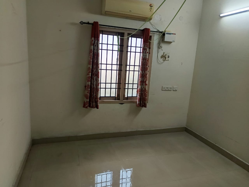2 BHK 1000 Sq.ft. Apartment for Sale in Pallikaranai, Chennai