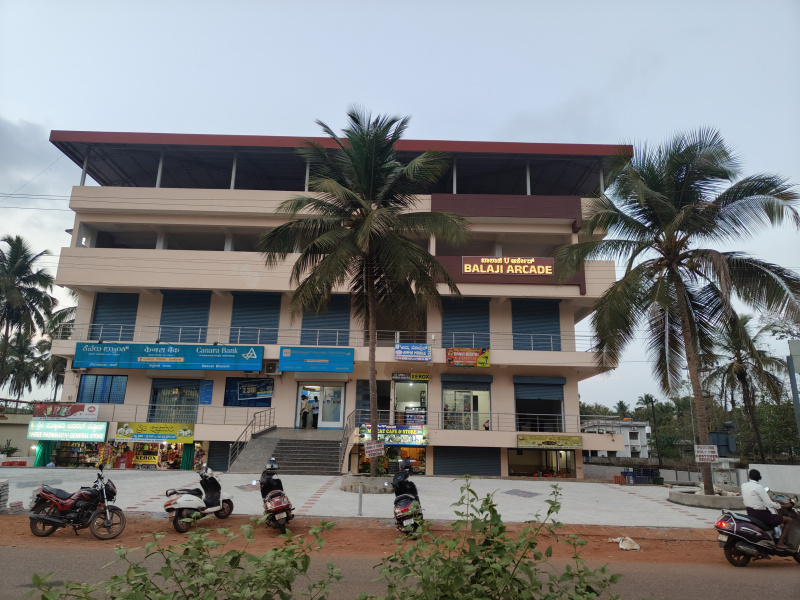  300 Sq.ft. Commercial Shop for Sale in Mudbidri, Dakshin Kannad