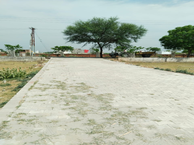  900 Sq.ft. Residential Plot for Sale in Chhatikara, Vrindavan