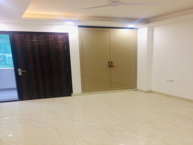 4 BHK 2300 Sq.ft. Builder Floor for Sale in South City, Gurgaon