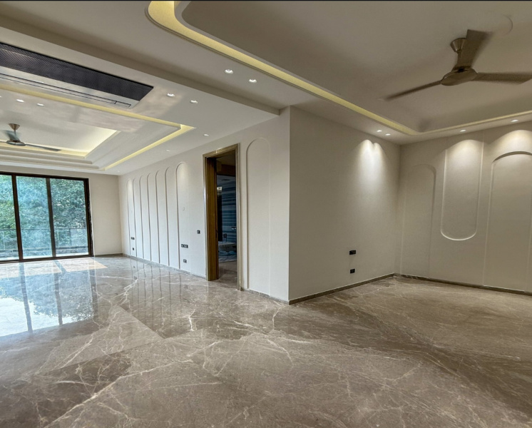 4 BHK 450 Sq. Yards Builder Floor for Sale in Block C, Safdarjung Development Area, Delhi