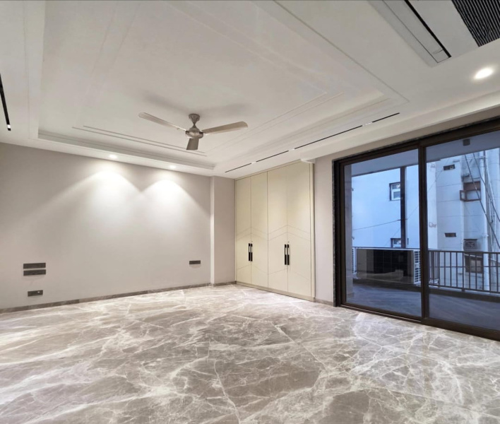 4 BHK 275 Sq. Yards Builder Floor for Sale in Block A Defence Colony, Delhi