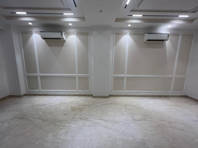 3 BHK 200 Sq. Yards Builder Floor for Sale in Kalkaji, Delhi