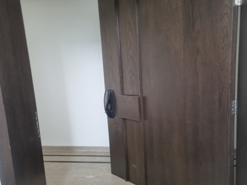 4 BHK 650 Sq. Yards Builder Floor for Sale in Green Park Main, Delhi