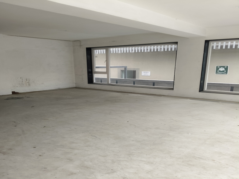  2200 Sq.ft. Showroom for Rent in Lajpat Nagar, Delhi