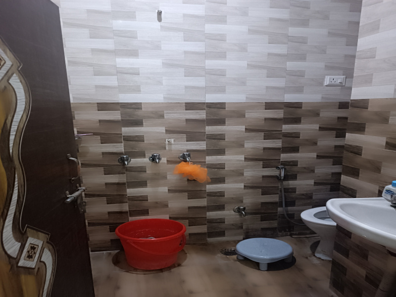 1 BHK 600 Sq.ft. House for Rent in Sector 115 Noida