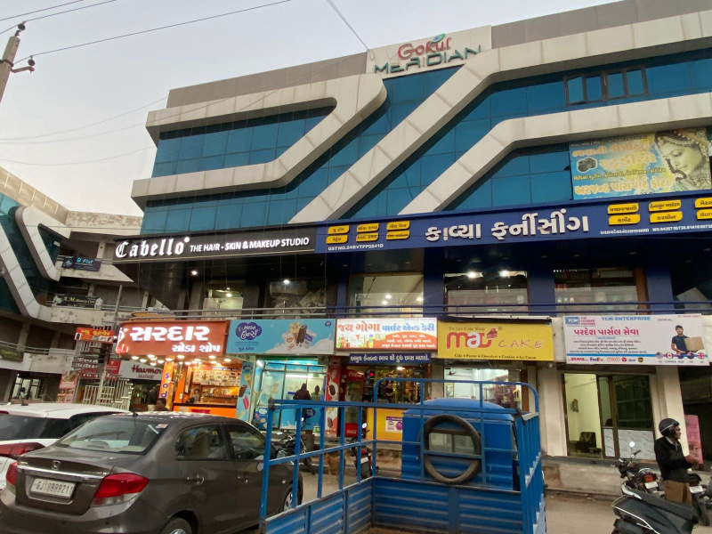  200 Sq.ft. Commercial Shop for Sale in Modhera, Mehsana