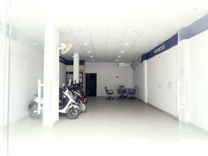  1200 Sq.ft. Showroom for Rent in Bodla, Agra
